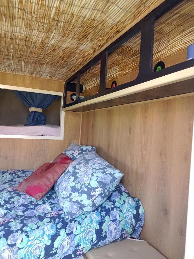 Le Pick Up 403 Vintage Hotel Oradour-sur-Glane Bagian luar foto
